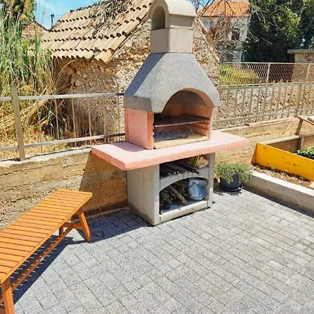 Апартаменты With Parking Space Zablace, Sibenik - 22255 *